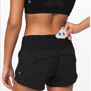 Lululemon Shorts (black)